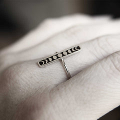 'Crescent Cutie' Silver Moon Phase Ring