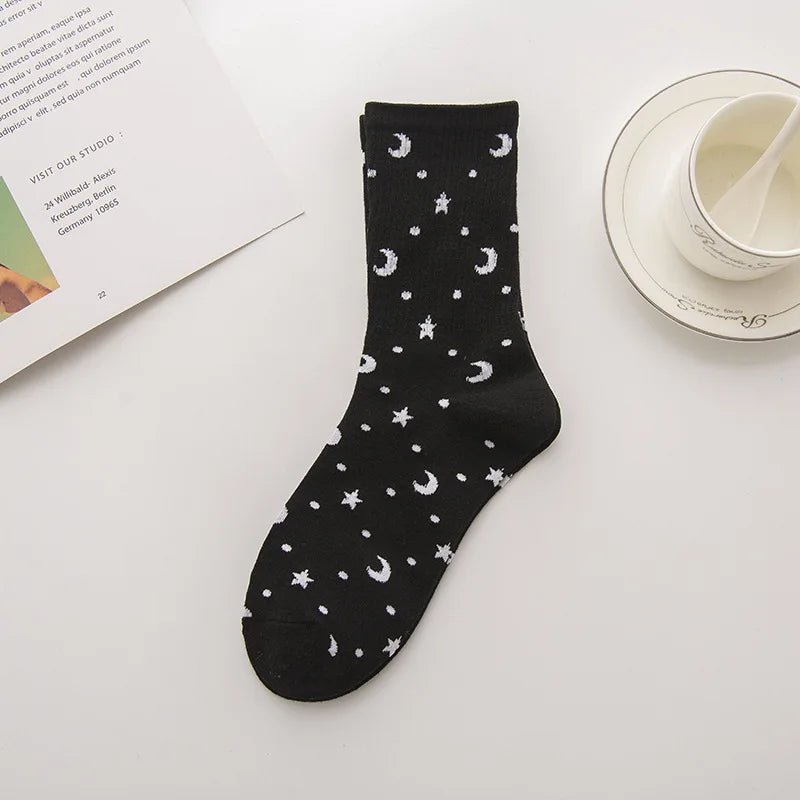 Luna Skateboard Unisex Harajuku Socks