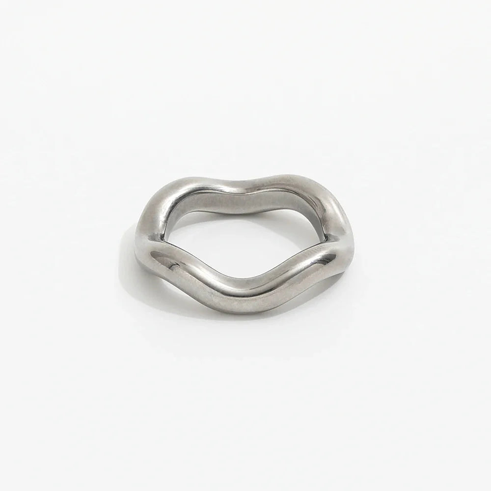 Rocking Waves Ring
