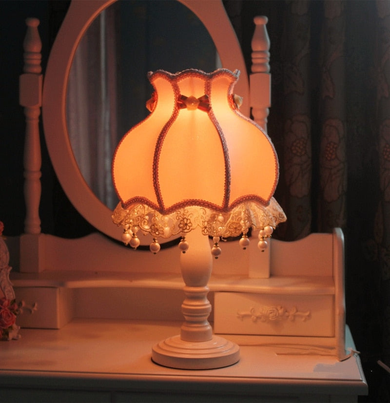 Cameo Princess Table Lamp