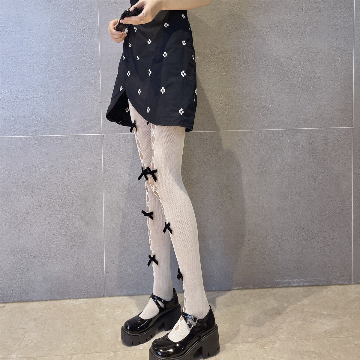 Ribbon Fishnets